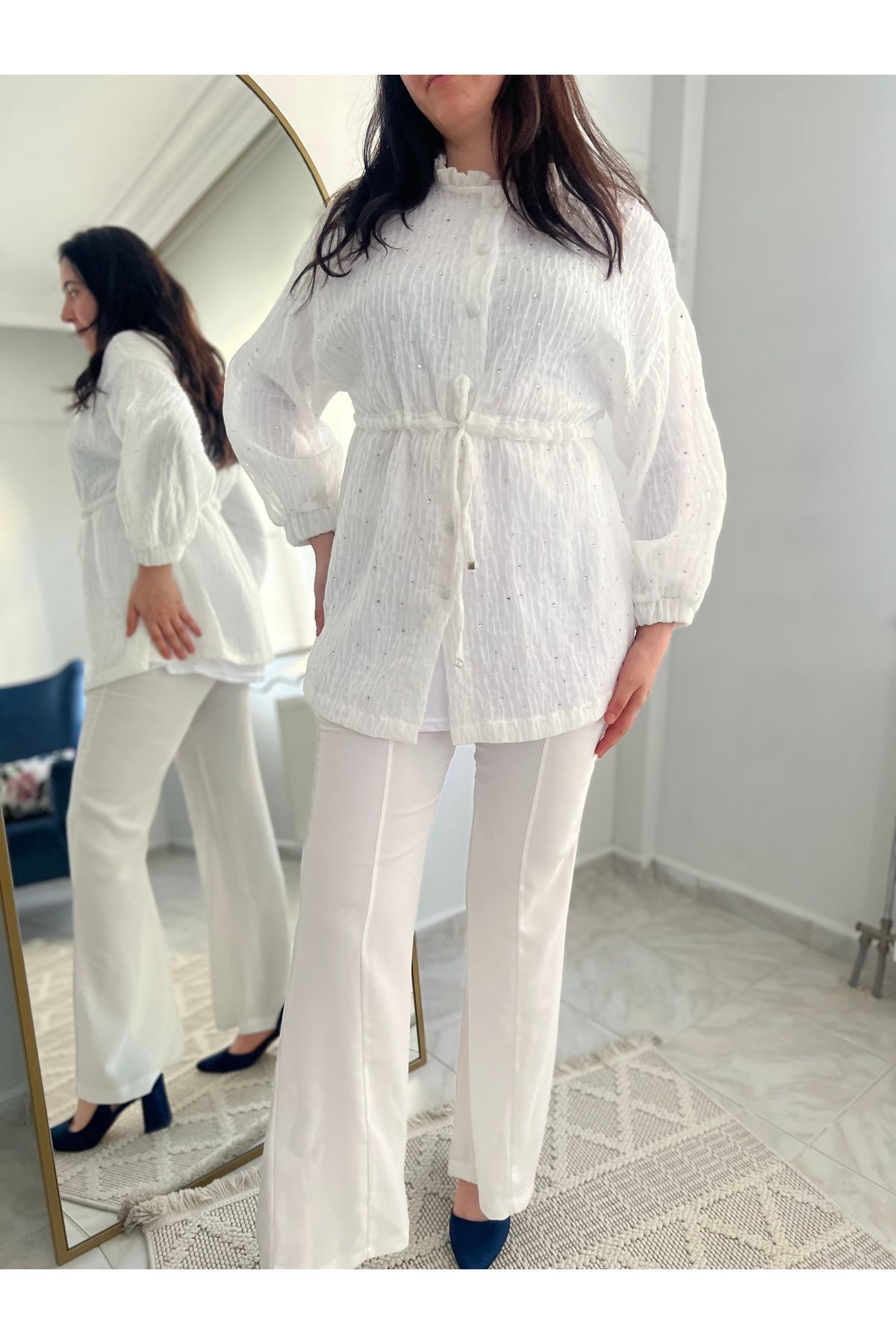 Butik Şık ve rahat taş işlemeli takım