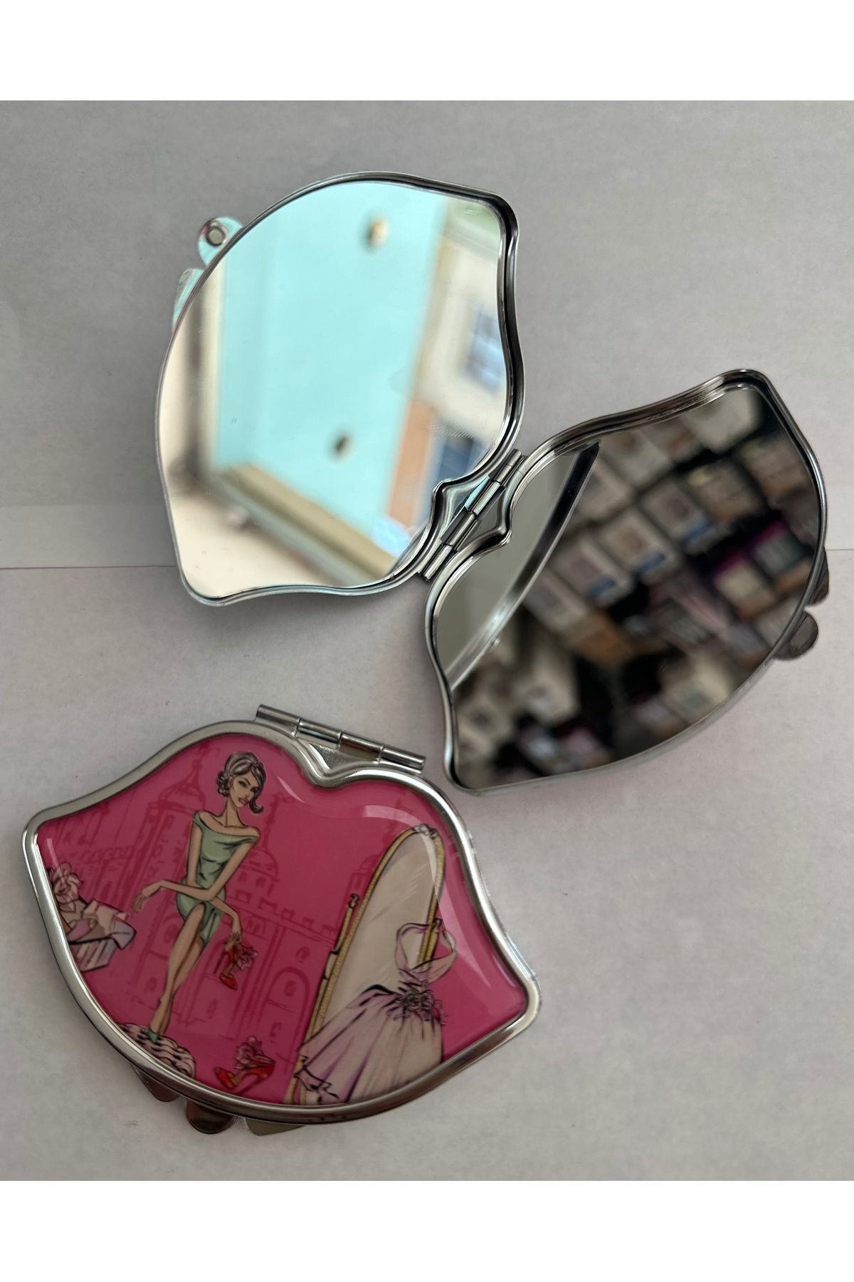 SYBELLE KOZMETİK ÇİFT TARAFLIMETAL AYNA CEP AYNA