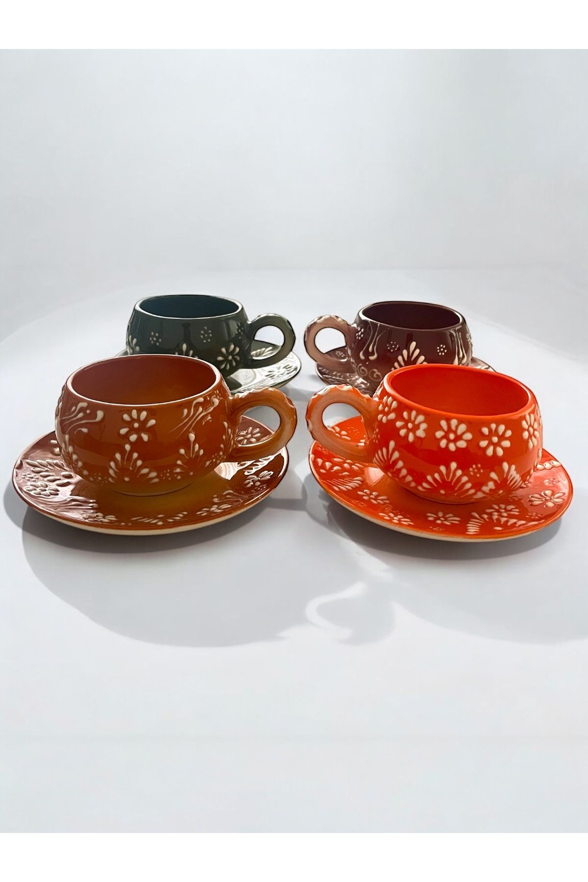 Artistic Quality Dekoratif Şık Tasarım Tamamen El Yapımı Yeşil, Turuncu, Mavi ve Kahverengi 3 Kişilik Kahve Fincanı