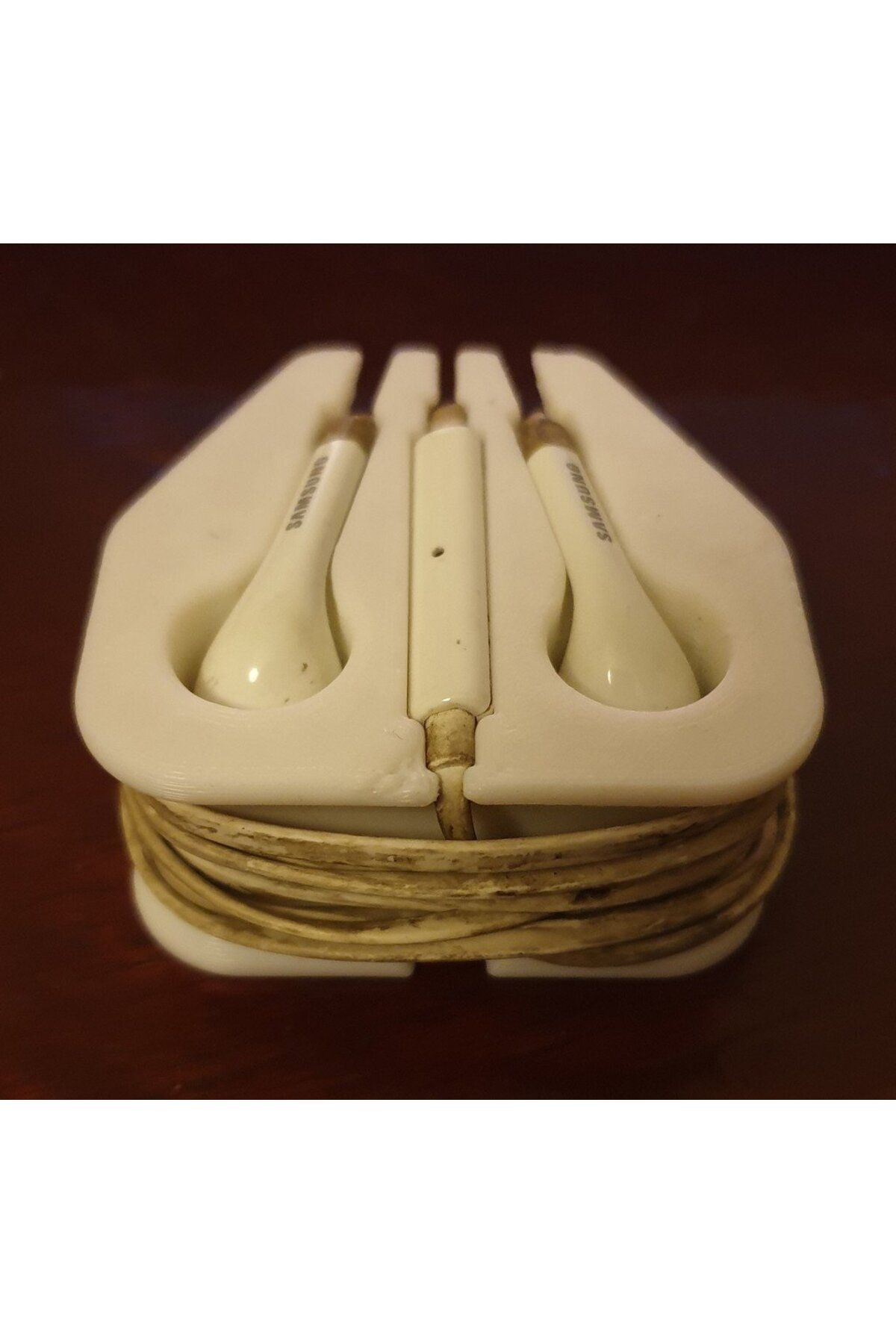 Lucest Samsung Earbuds Stow (Beyaz Tip) (Plastik Aparattır!!!)