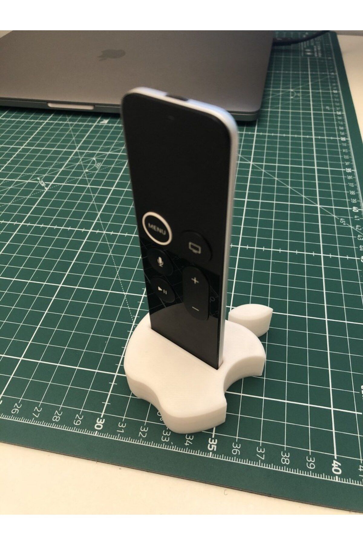 Lucest Apple TV Uzaktan Kumanda Tutacağı (Remix) (Plastik Aparattır!!!)