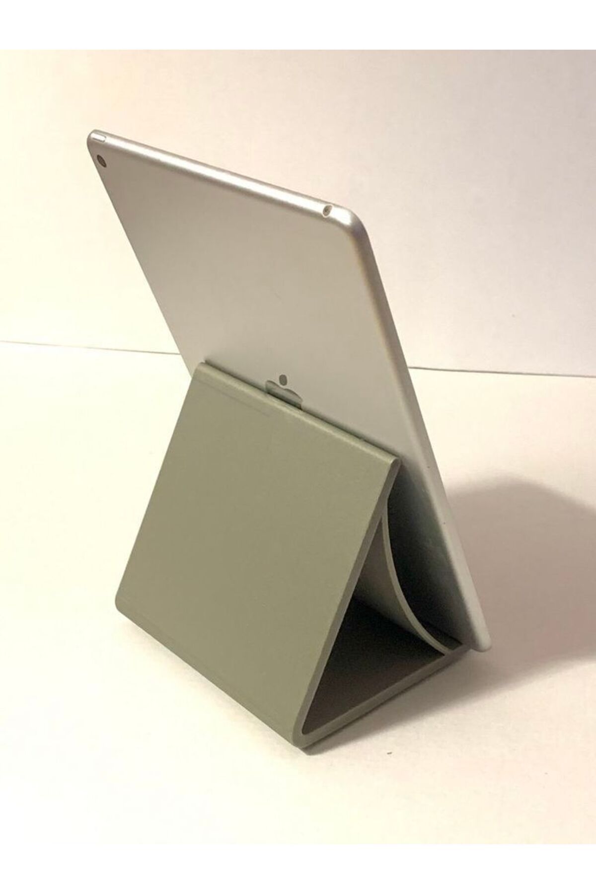 Lucest iPad Standı (Plastik Aparattır!!!)