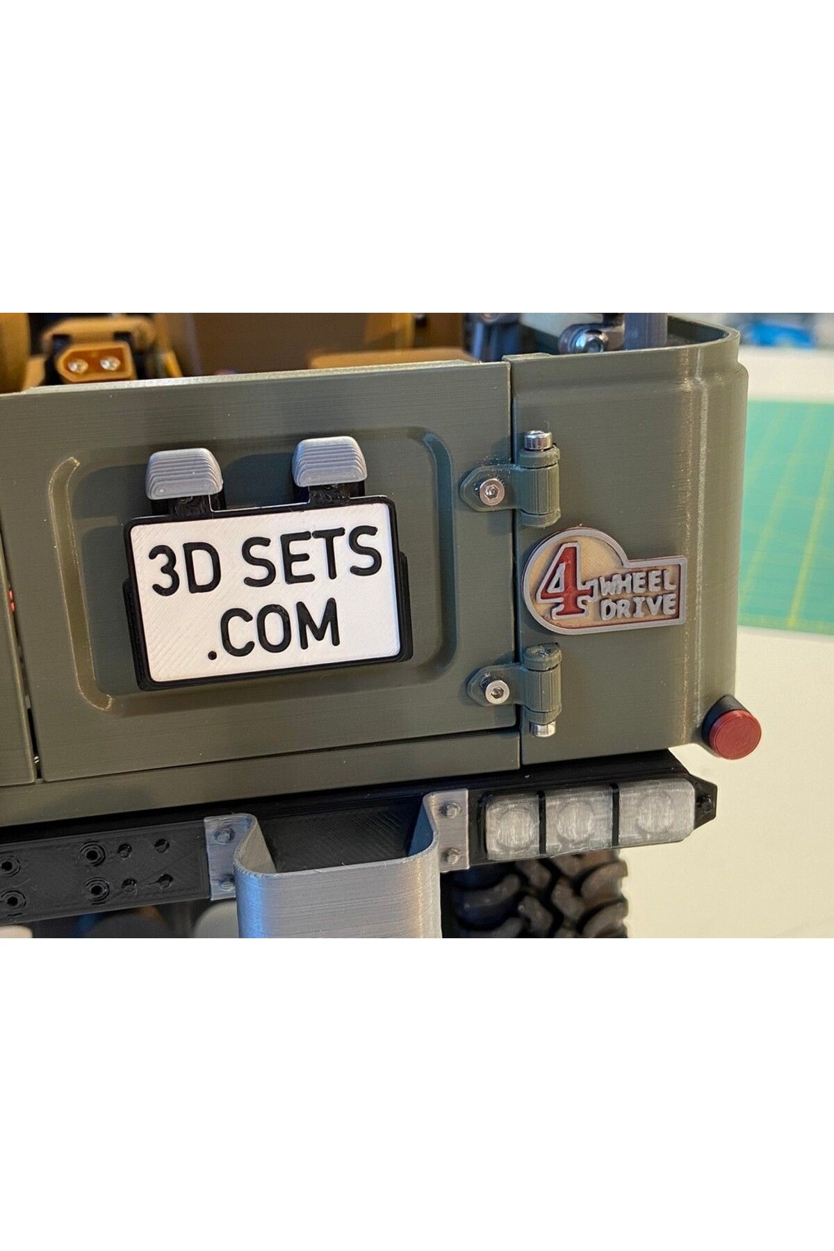 Lucest 3dsets Bambu Modeli 9/10 4WD amblemi (Plastik Aparattır!!!)