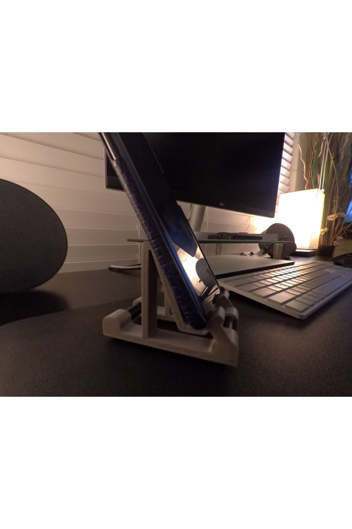 Lucest Basit ama şık DAHA BÜYÜK telefon standı v2 (Plastik Aparattır!!!)