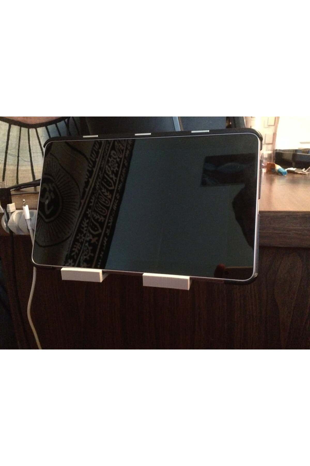Lucest Tablet masa tutucu (Plastik Aparattır!!!)