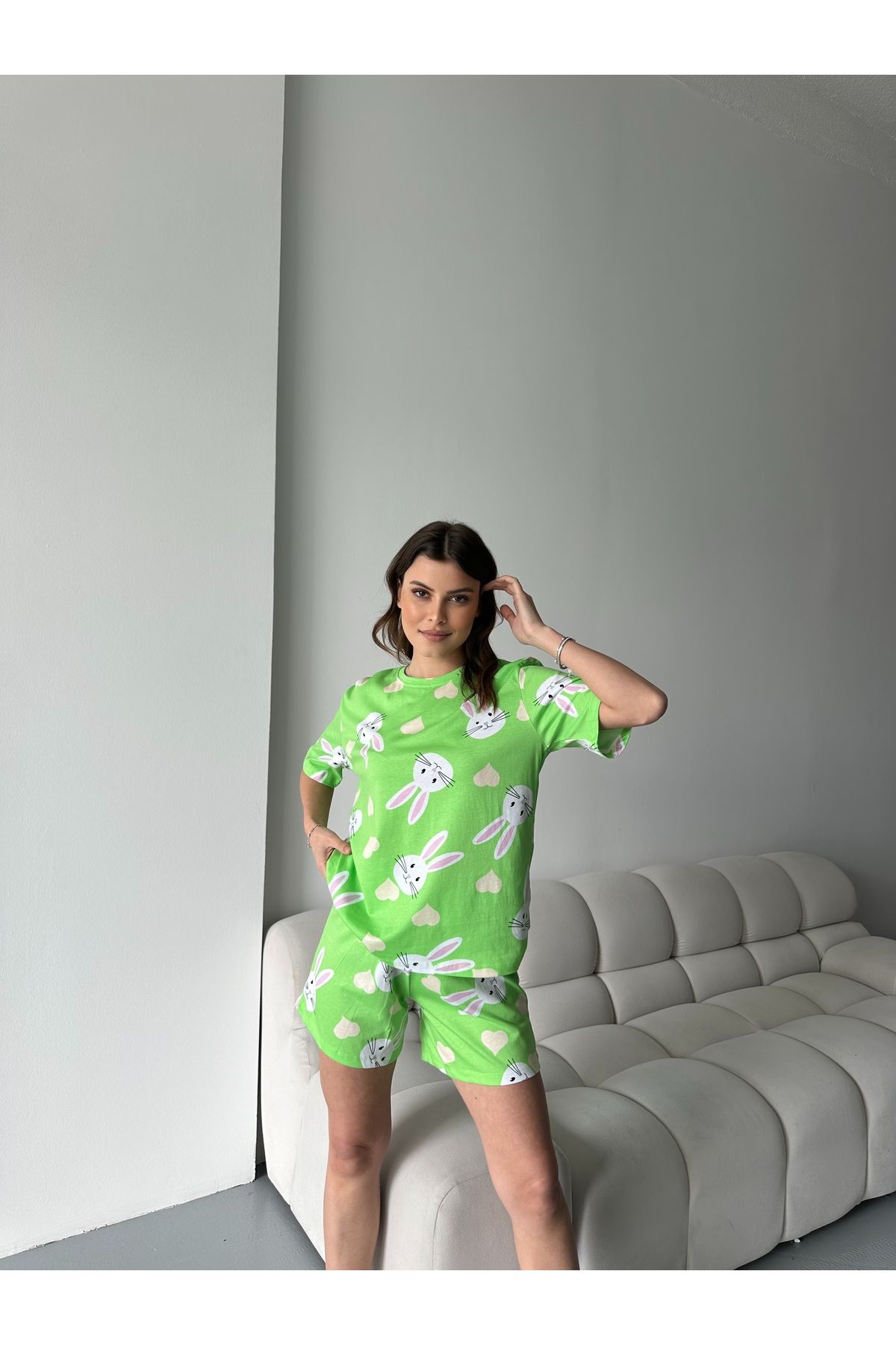 LETS BASIC Organik Pamuklu Sevimli Tavşan Baskılı Kısa Kollu Şortlu Pijama Takımı