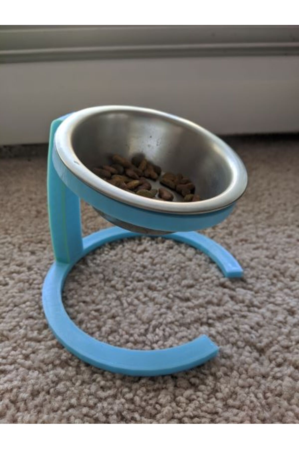 talaşoğlu Kedi Yiyecek Kasası Standı