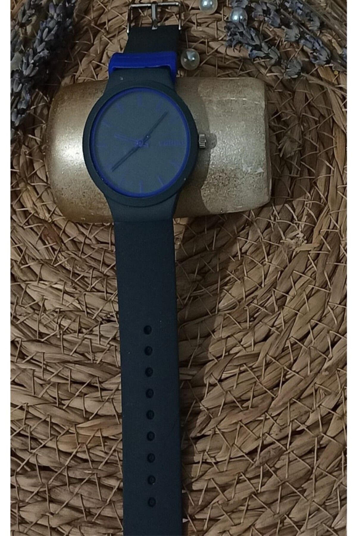 GİZEMLİMODA Unisex Silikon Kol Saati