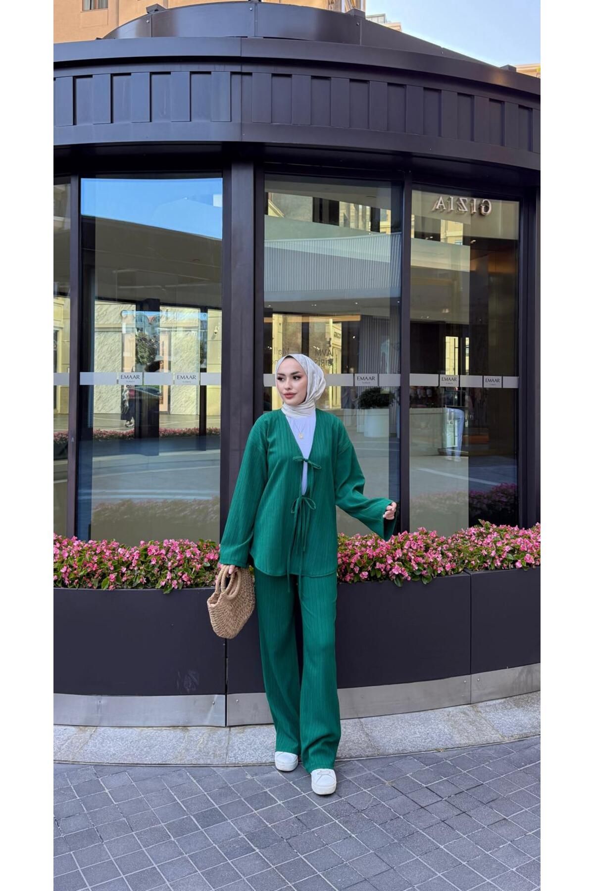 BRN IŞIK TESETTÜR Lina Önü Bağcıklı Kimono Tesettür Takım