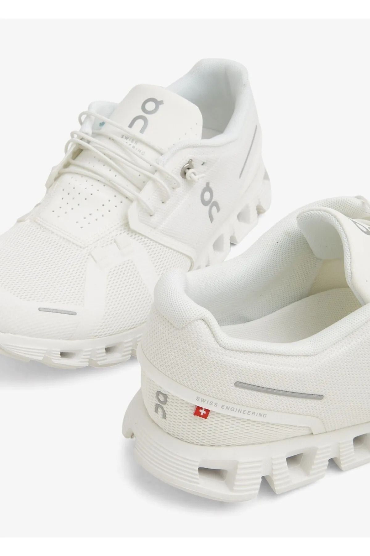 Or On Running Cloud 5 Waterproof All White Komple Beyaz