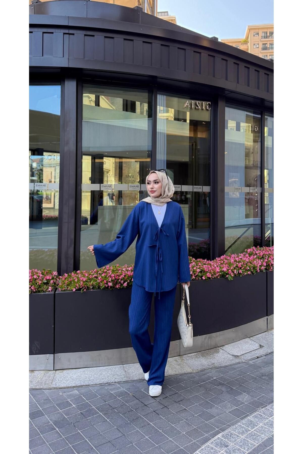 BRN IŞIK TESETTÜR Lina Önü Bağcıklı Kimono Tesettür Takım