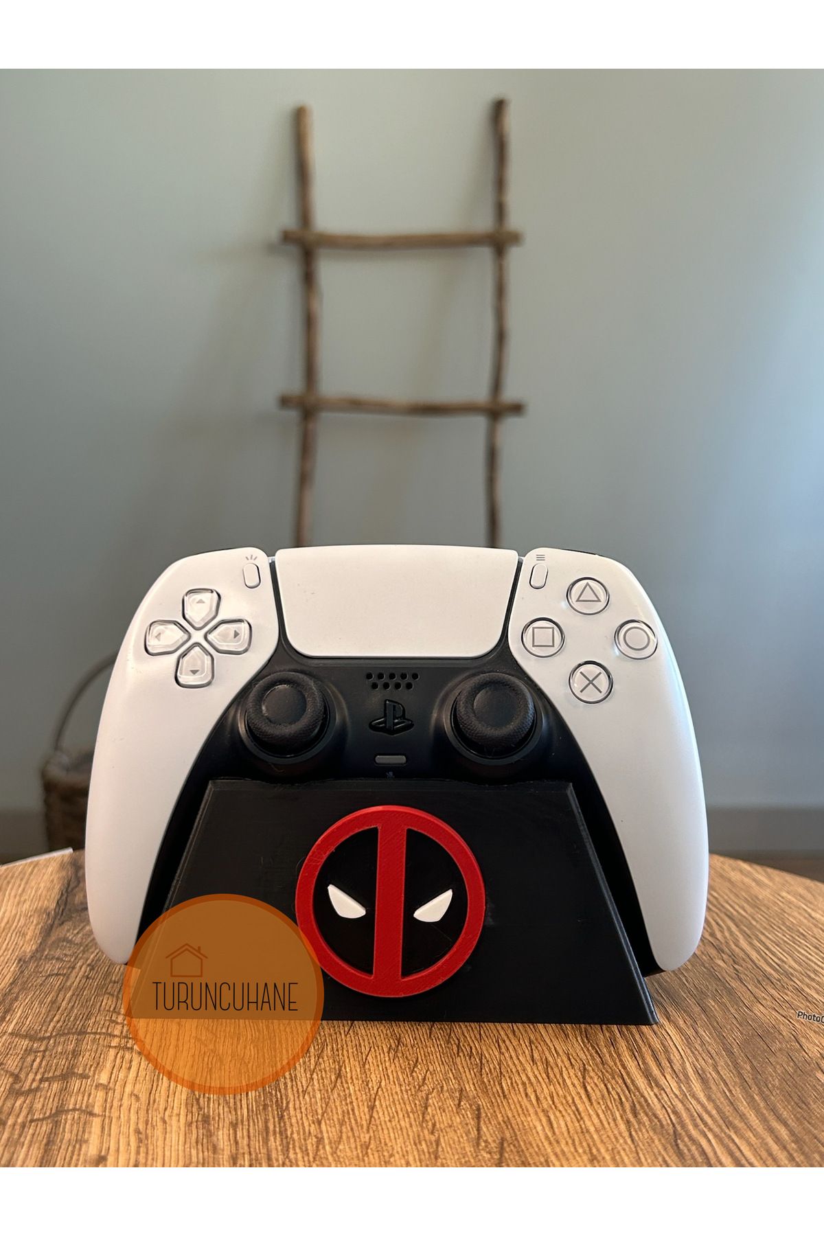 TURUNCUHANE Deadpool Marvel Logolu Kol Standı Ps5 Dualsense Ps4 Dualshock Gamer Aksesurarı