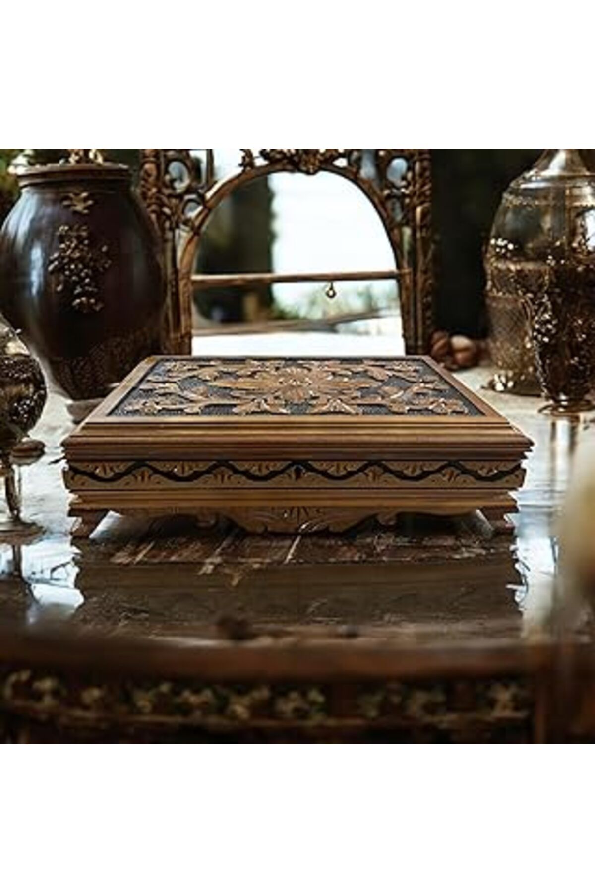 ASİTAN Sanat Eseri Niteliğinde El Yapımı Oyma Ahşap Sandık – Kırmızı Kadife İhtişamıyla Özel Koleksiyon Ve