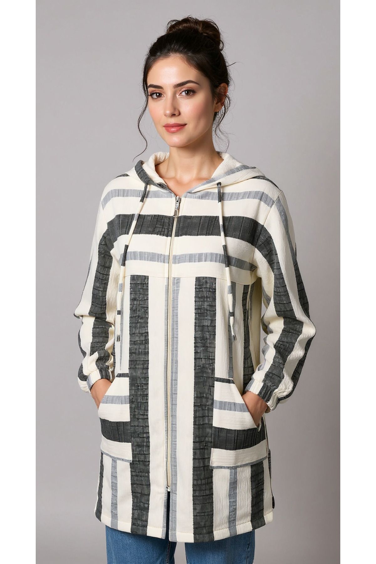 Ayda Kadın Oversize Çizgili Kapüşonlu Fermuarlı Tunik Ceket