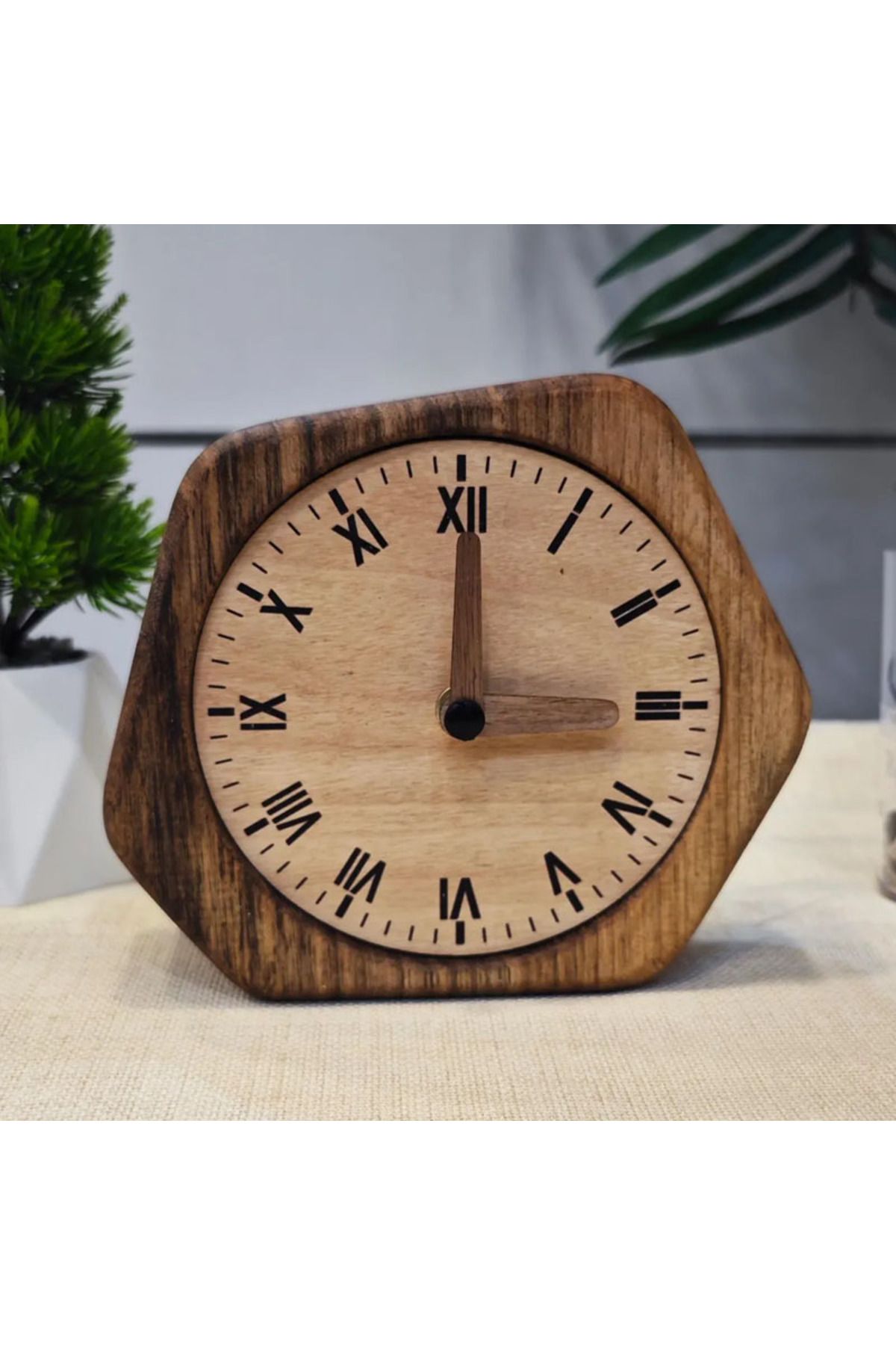 CNZ WOOD Altıgen Ceviz Masa Saati