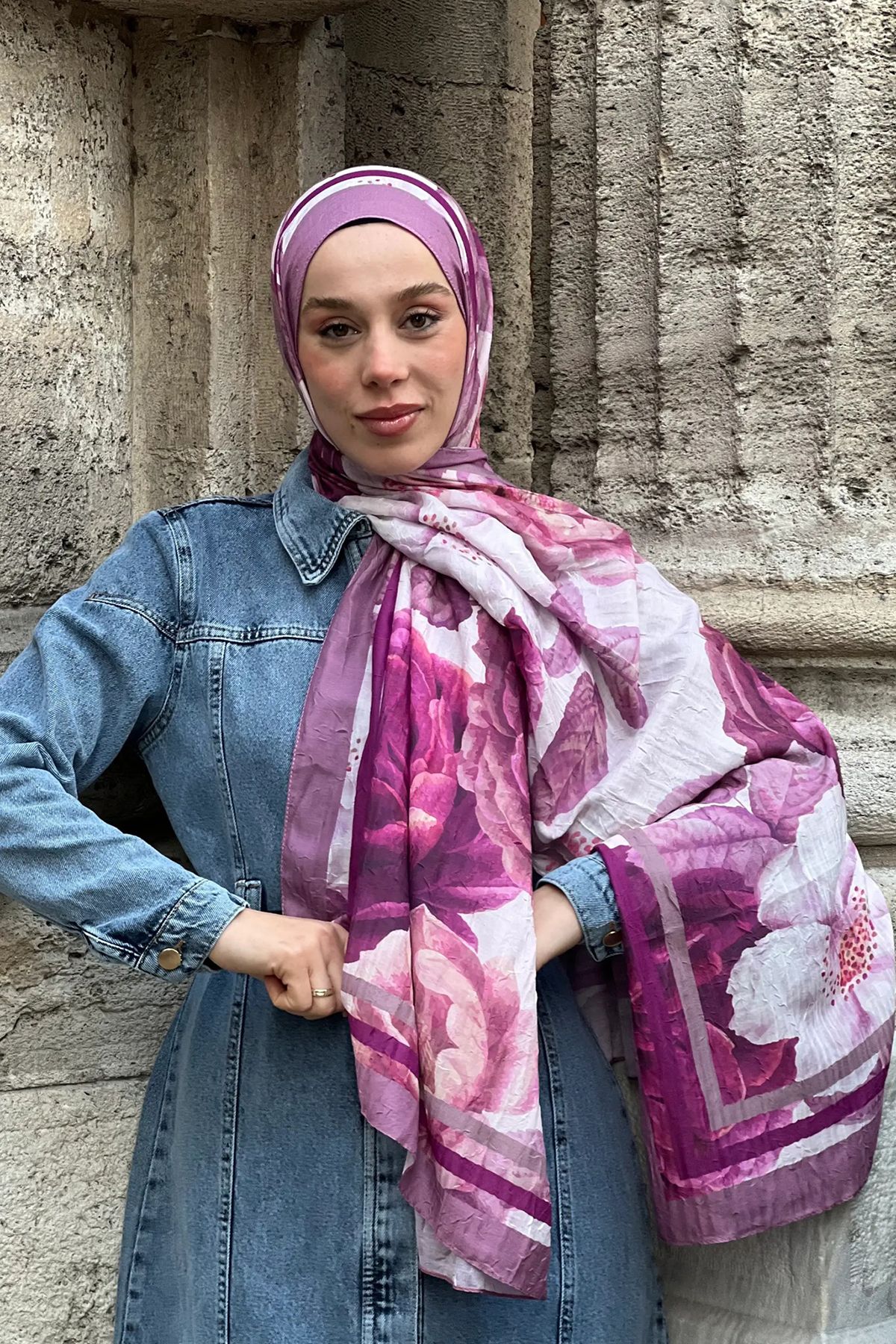 Tesettür Diyarı Gül Desen Bambu Şal