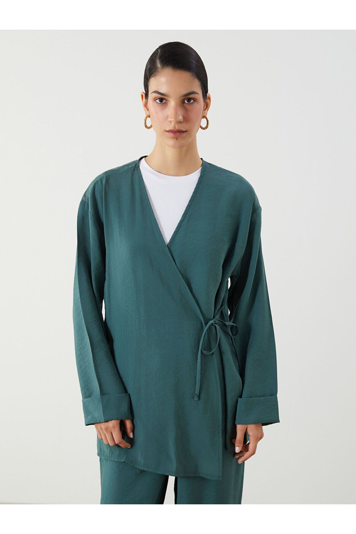 LC Waikiki Kruvaze Yaka Modal Karışımlı Kadın Kimono