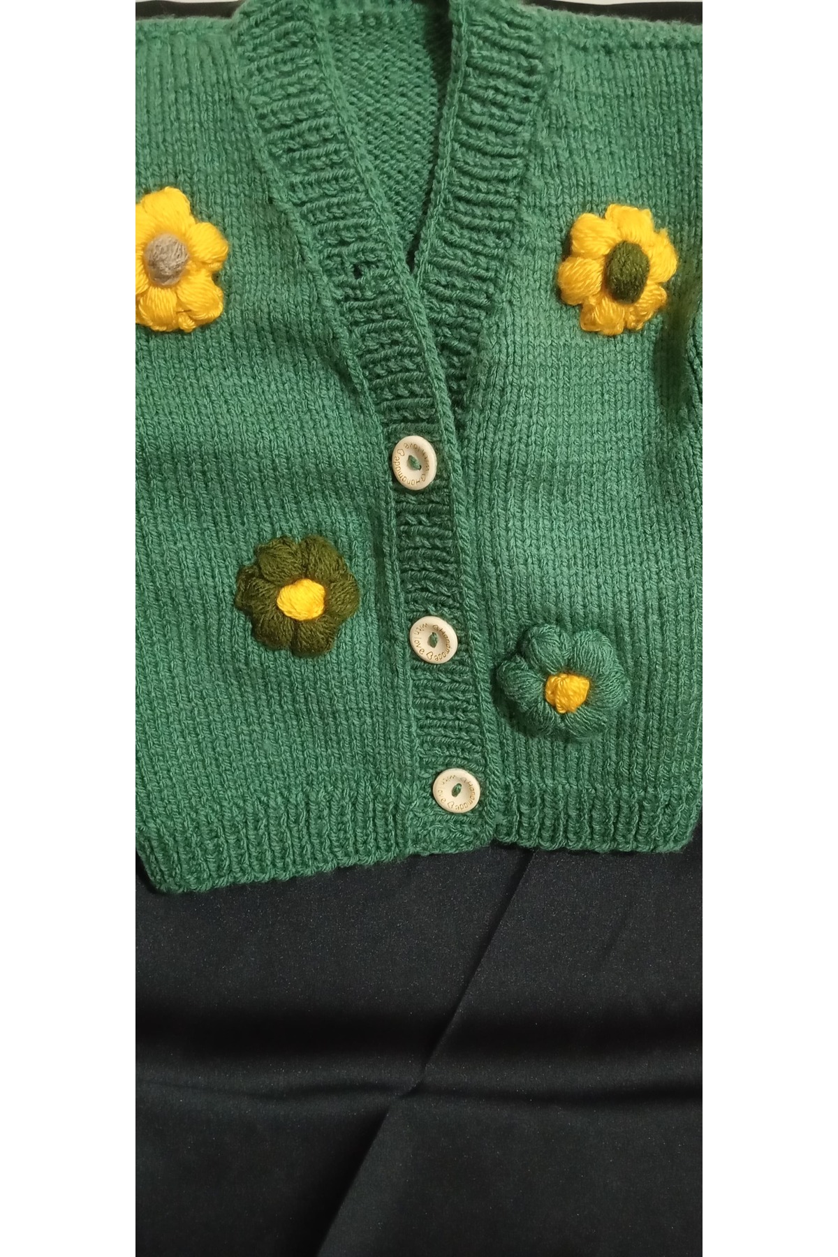 Marka Gökçe'nin Yeri Yeşil Çiçekli Bebek Crop Viral Hırka fotoğrafı 2 (önizleme)