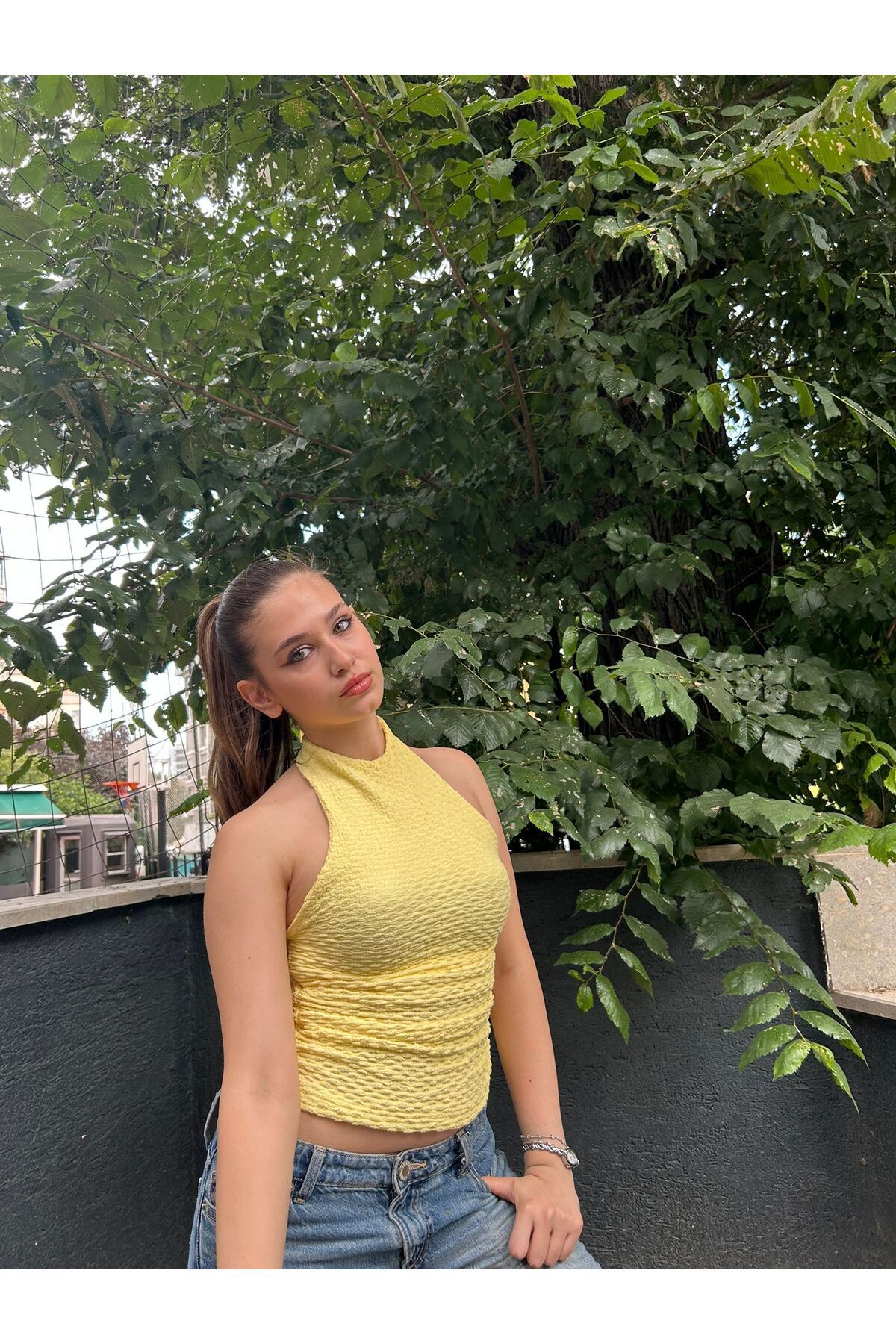 MİELEA Sırtı Ayarlanabilir Sarı Gofre Bluz