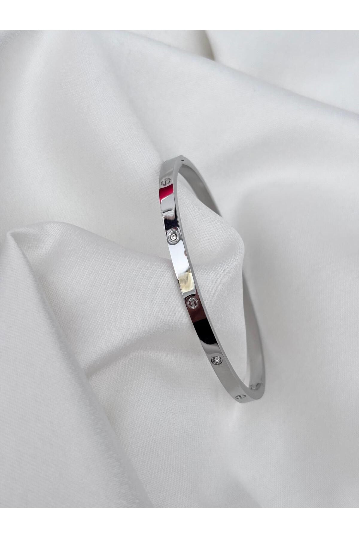 Bellamy Jewelry Çelik Silver Model İnce Taşlı Kelepçe Bileklik 60mm