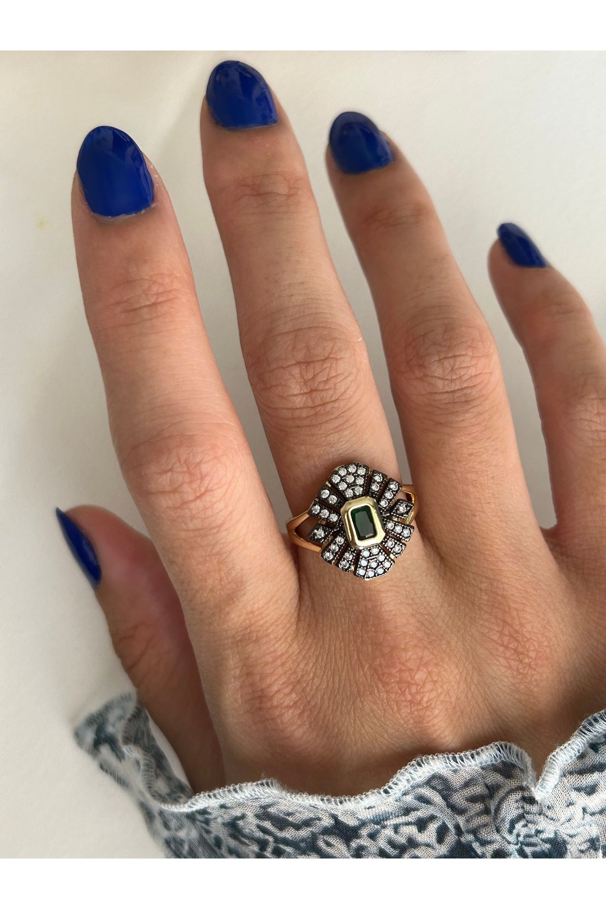 ringbox Yeşil Taşlı Eskitme Vintage Yüzük
