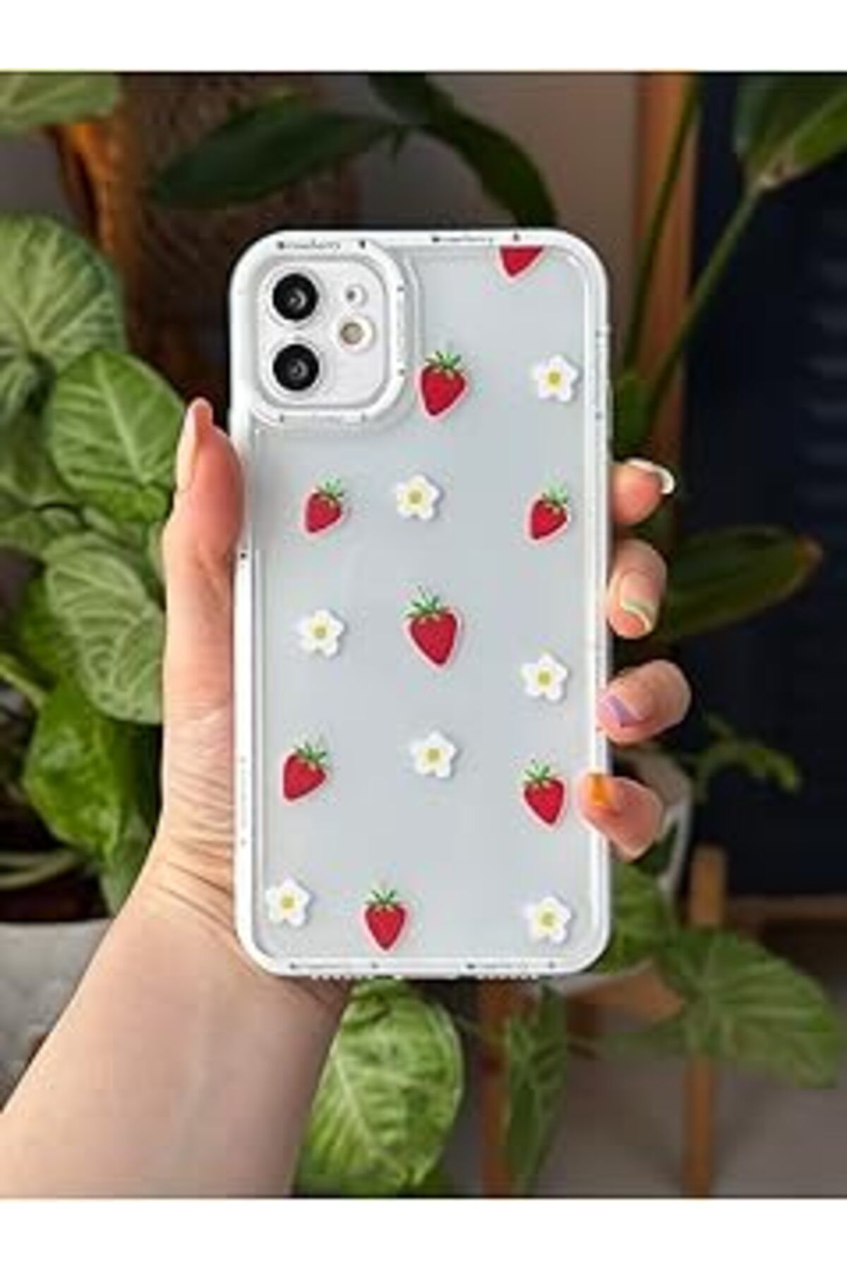 Pazarcan Go Aksesuar Iphone 11 Ile Uyumlu (Köşeli - 12 Görünümlü) Şeffaf Çilek Desenli Silikon Kılıf