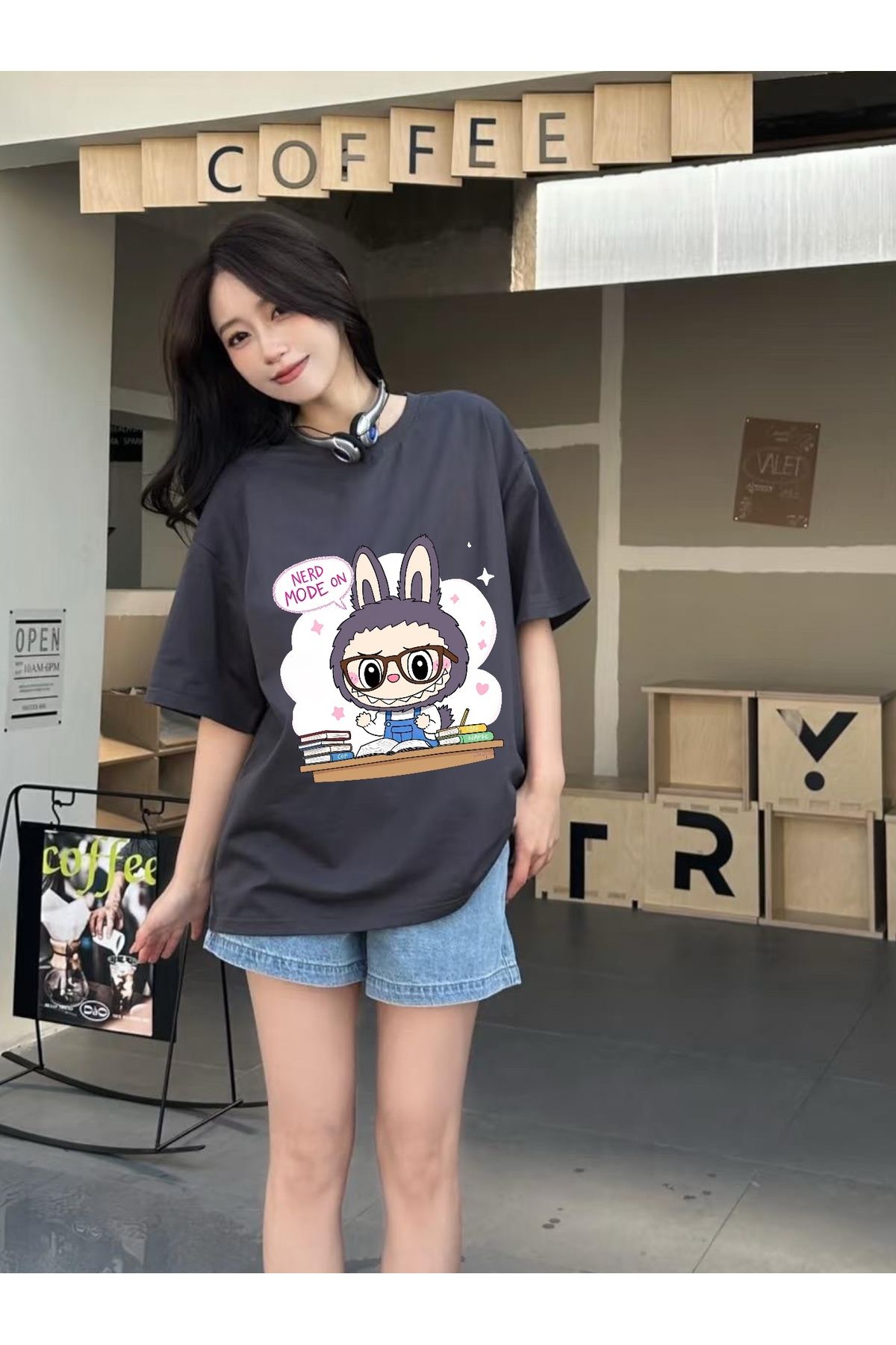 Minga London Füme Çalışkan Labubu Baskılı Oversize Tshirt -Minga London