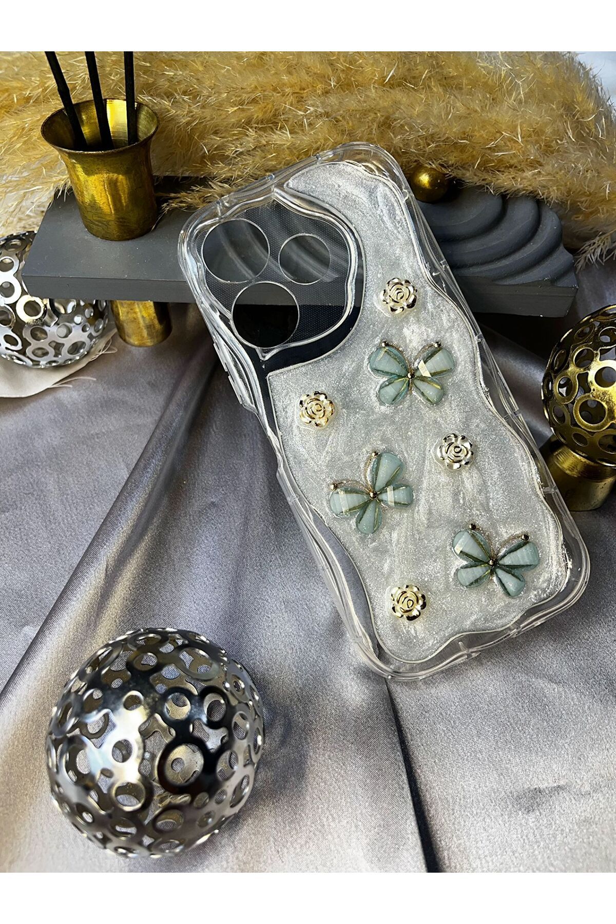 Rivor Xiaomi Redmi 13 Uyumlu Kılıf Kamera Korumalı Kelebek Ve Çiçek Kabartmalı Desenli Kapak