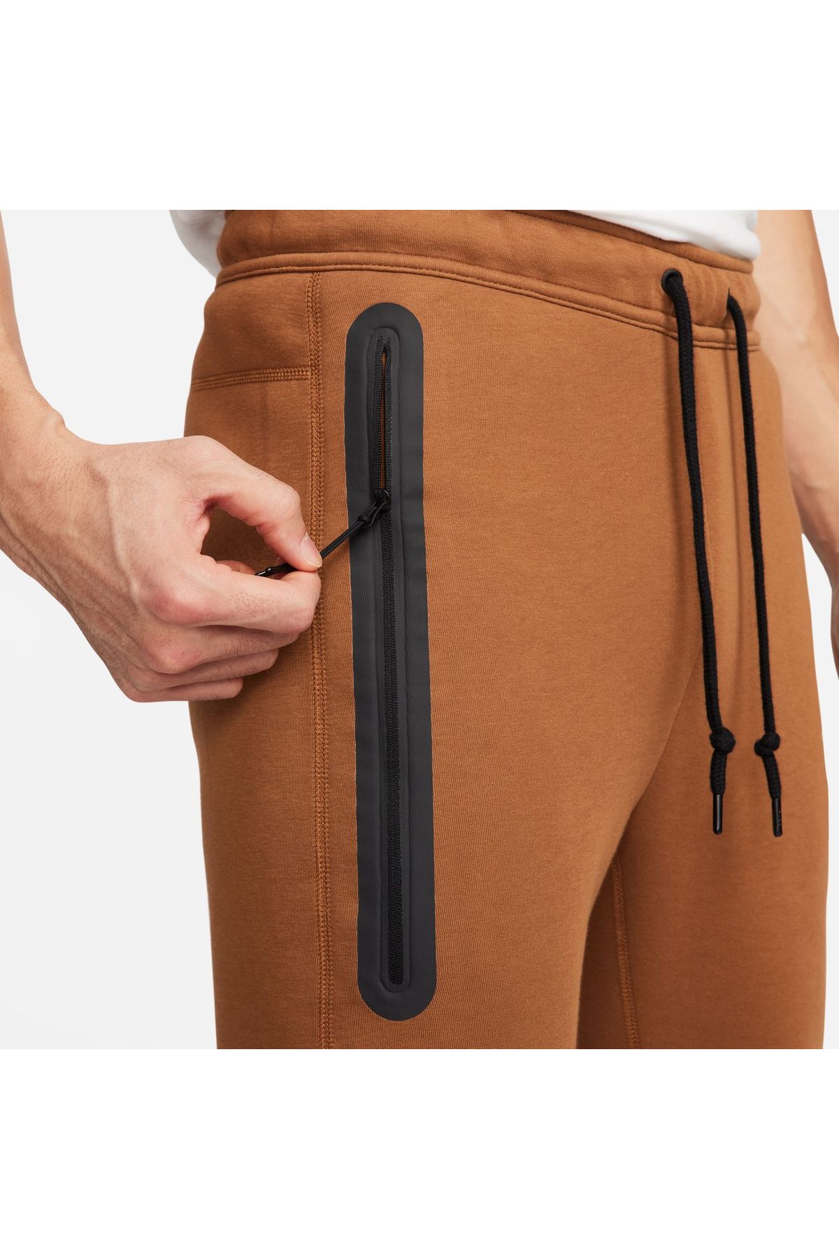 Nike-Pants M Tech Feelce Jogger S S INTL 4