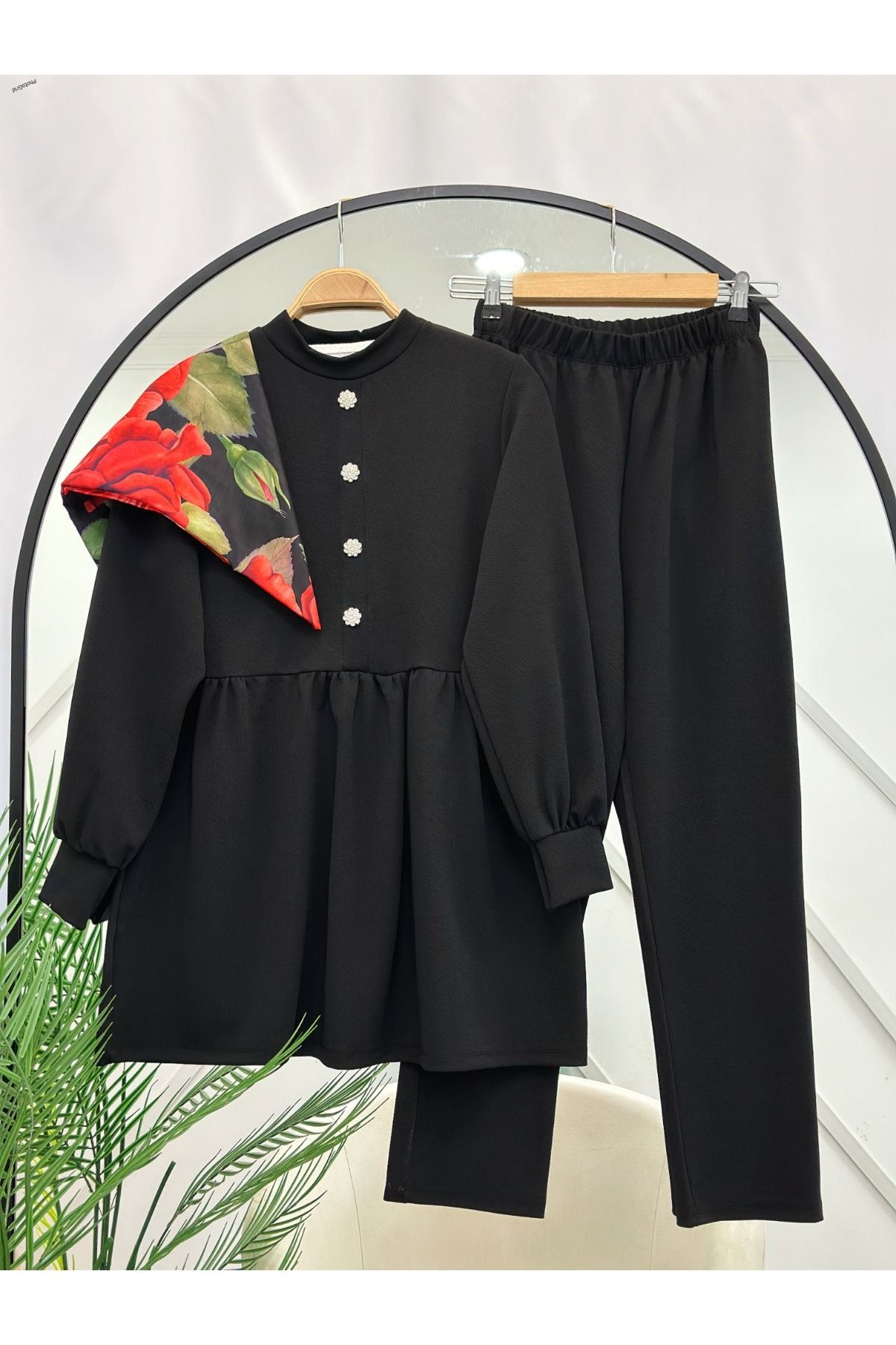 YEDİLALE ASUDE TUNİK PANTOLON KREP İKİLİ TAKIM