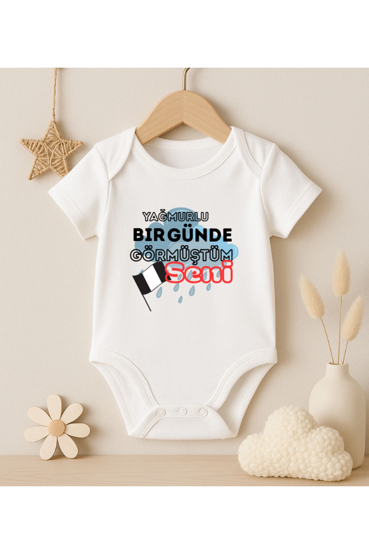 MODAT Yağmurlu Bir Günde Görmüştüm Seni Yazılı Baskılı Bebek Badi Zıbın