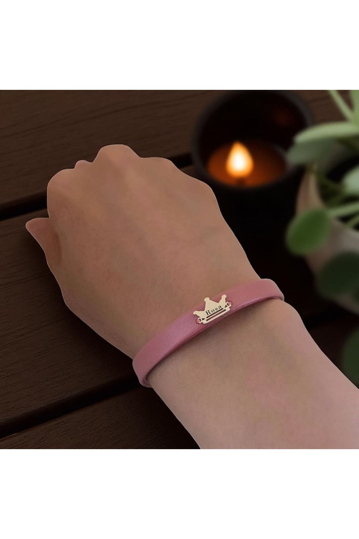 ARCHINO GOLD Rosa İsmine Özel 14 Ayar Altın Plakalı Doğal Açık Bordo Derili Taç Motifli Hediye Bileklik-515isim