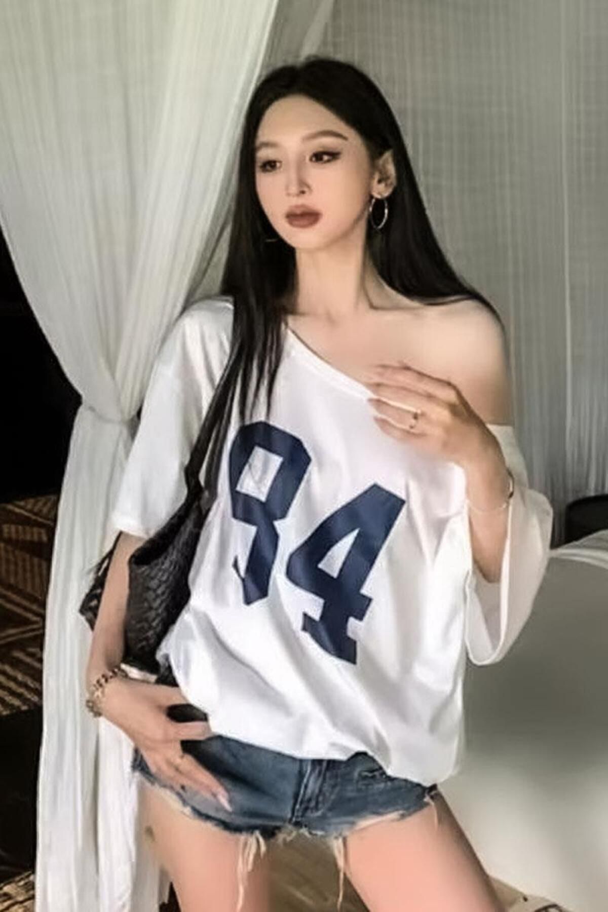 BALİNA Beyaz 84 Number Salaş Omuz Dekolteli T-shirt -BLN