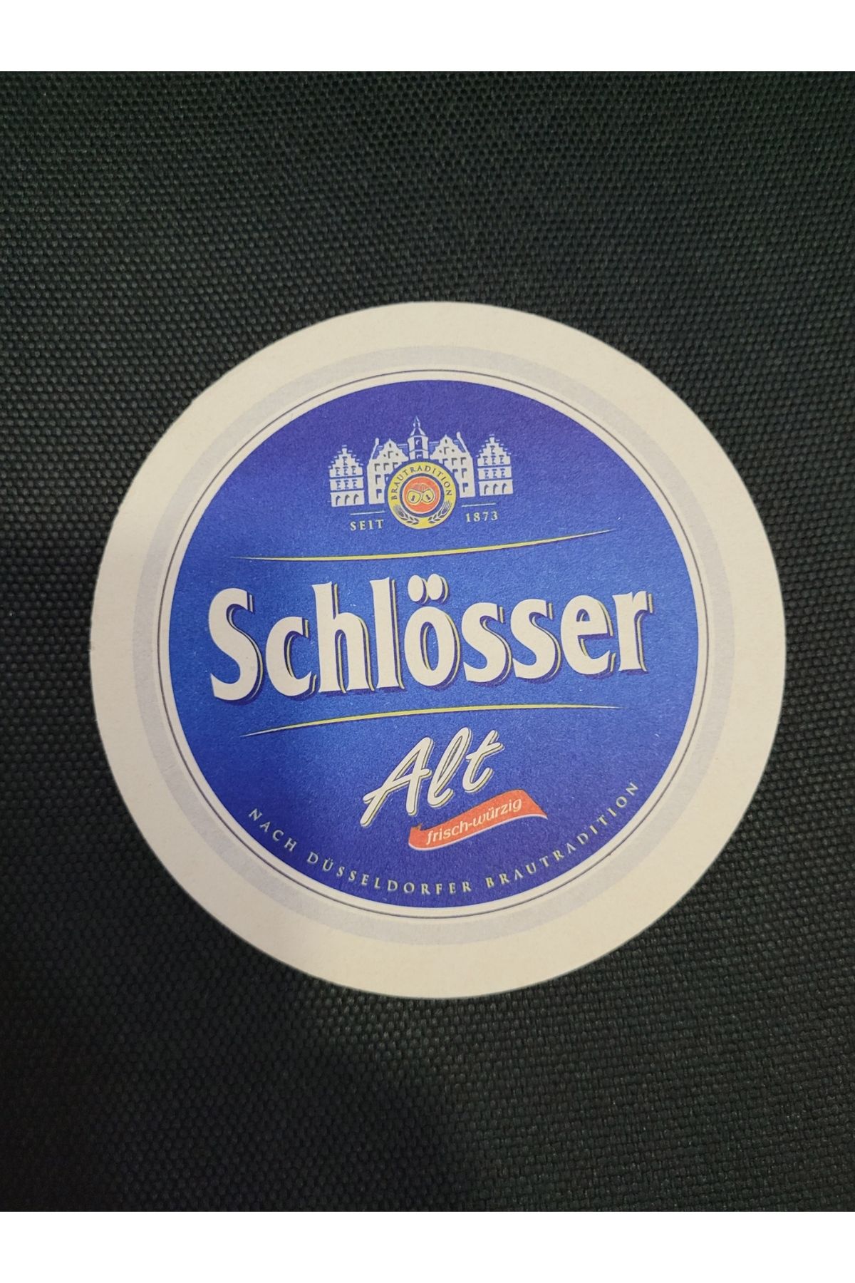 Schlösser Alt Bira Bardak Altlığı – Düsseldorf Geleneksel Alman Bira Kültürü Temalı Çift Taraflı
