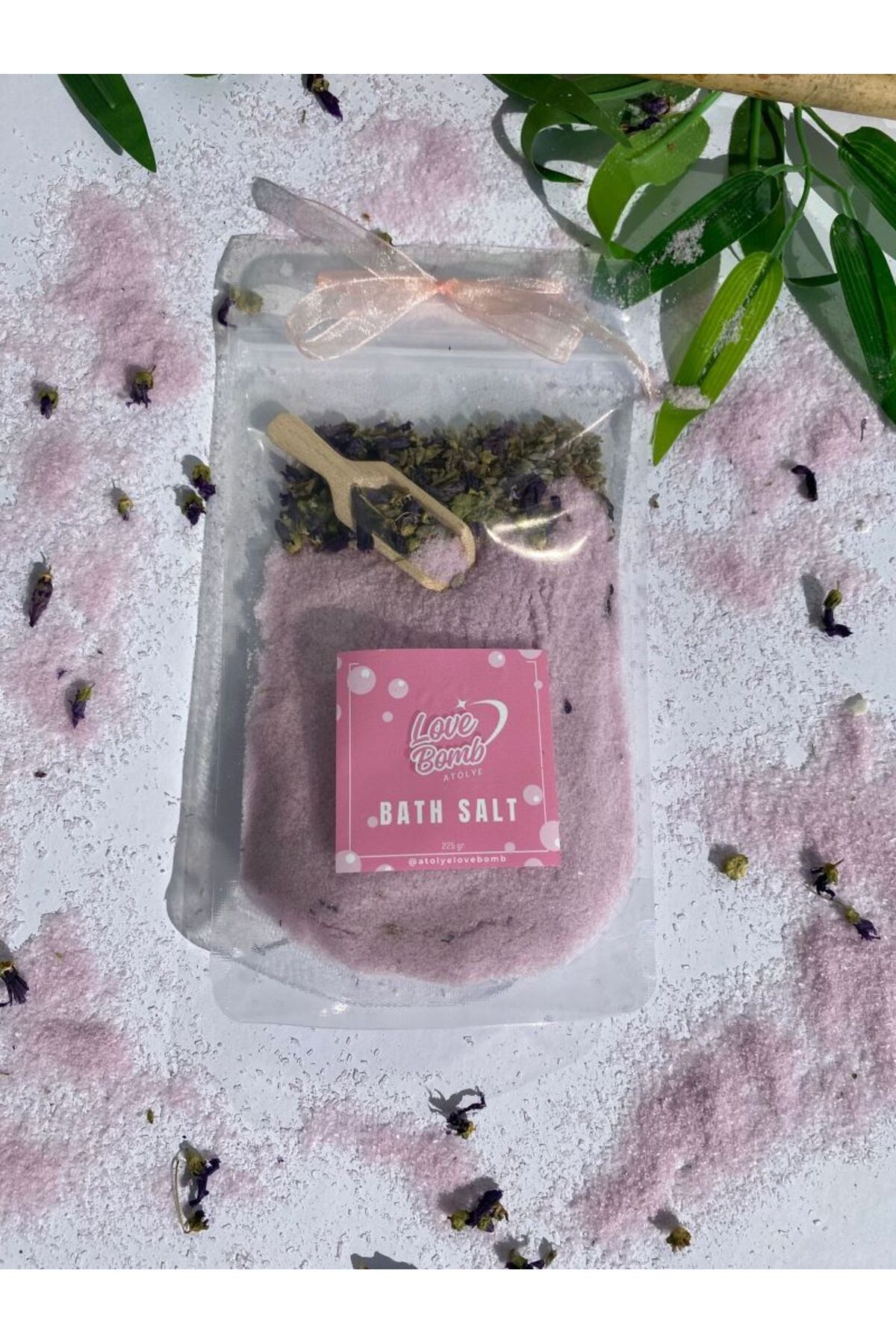 Atölye LoveBomb Manikür & Pedikür ve Banyo Tuzu Anti Stres