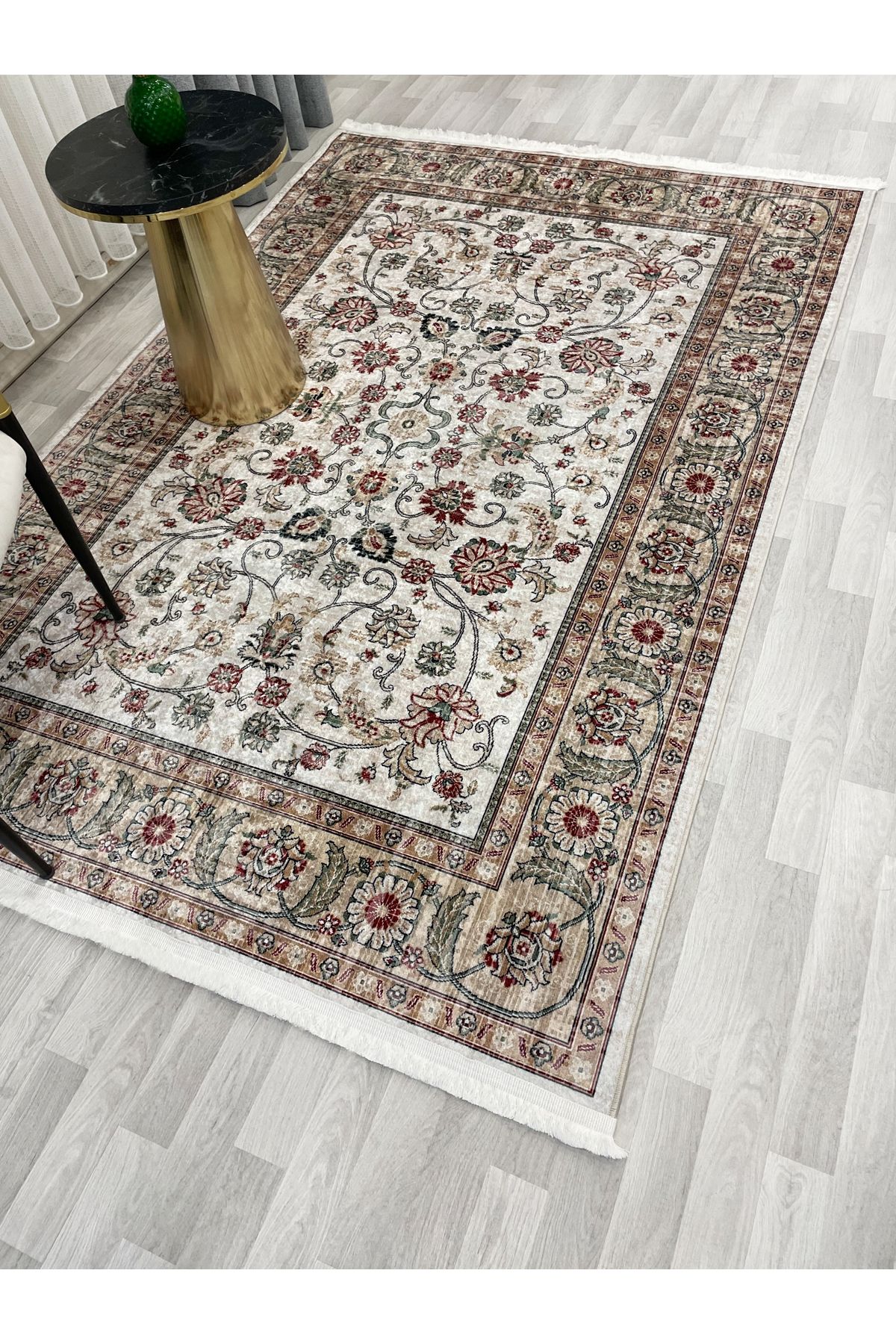 Brillant Kilim Motifli SAÇAKLI Klasik Kaymaz Taban Halı