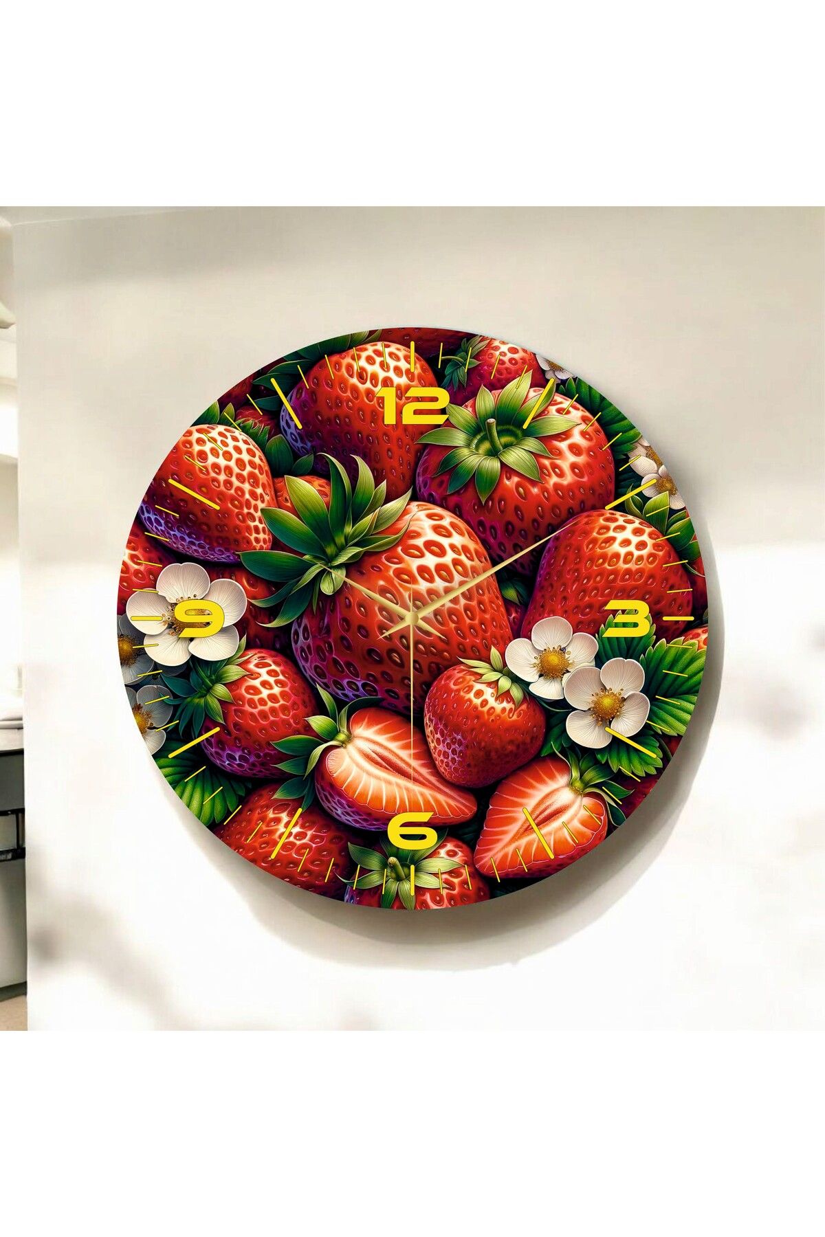 AA Shop Renkli Baskı Çilek Meyve Desenli Sayılı Hediyelik Ahşap Sessiz Duvar Saati 50cm