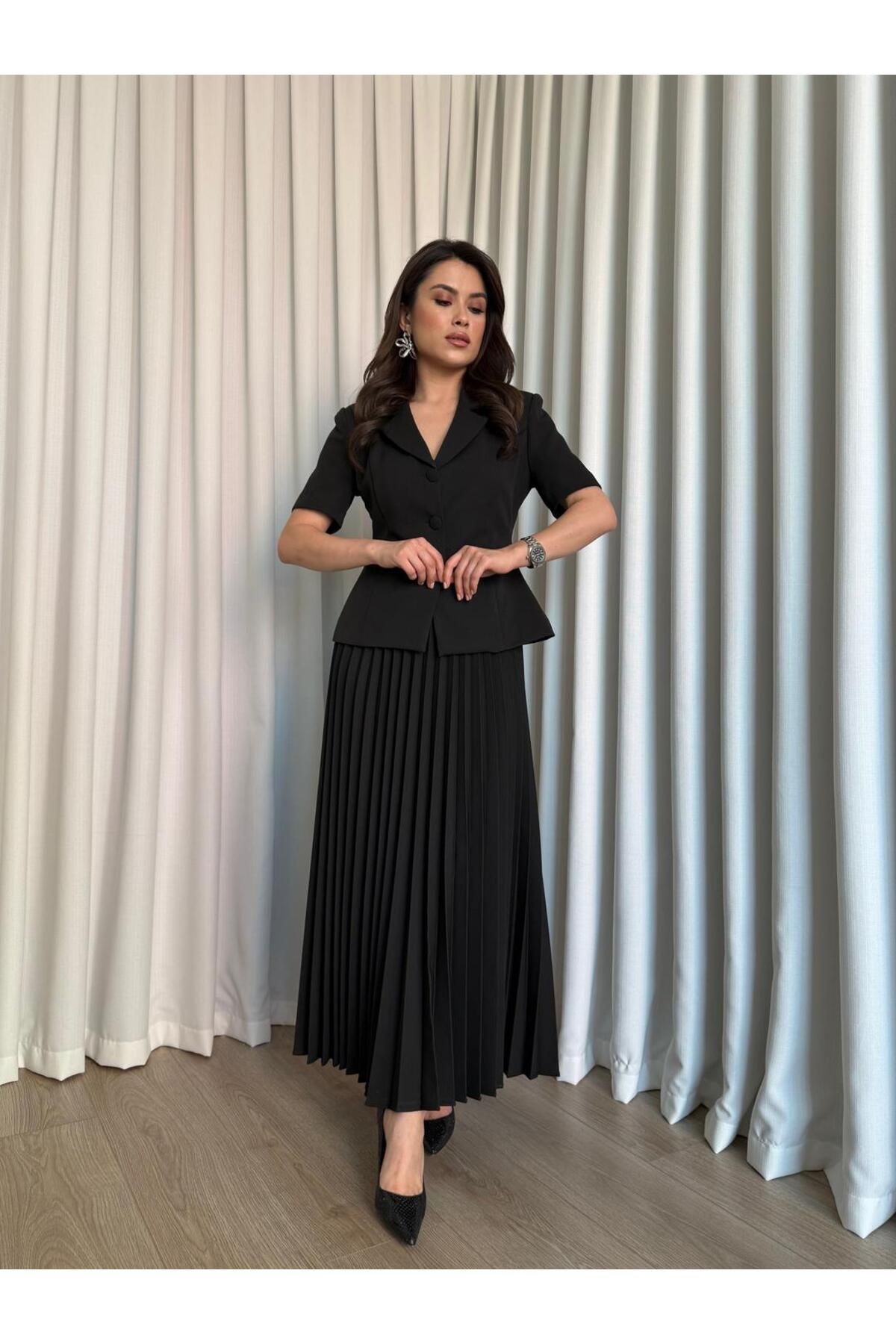 ROUPAS Pileli Etek Ceket Takım