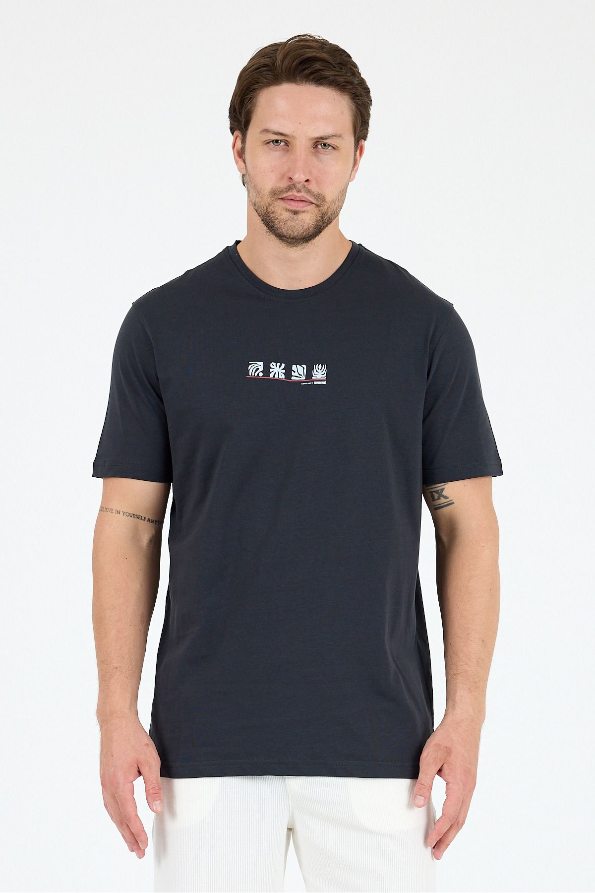 Rodi Erkek %100 Pamuk Bisiklet Yaka Kısa Kollu Baskılı T-Shirt Rahat ve Şık Günlük Tişört 0106