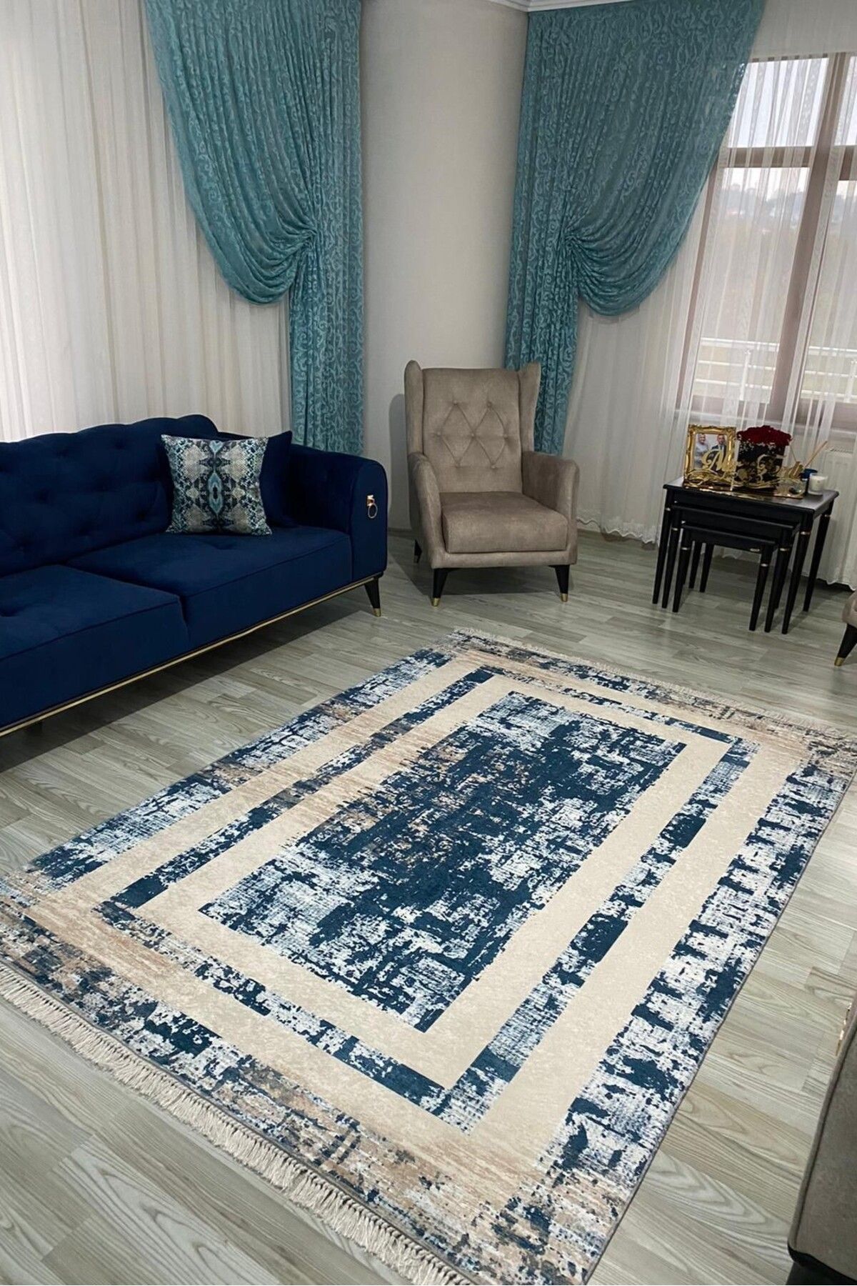 CENTER AVM Lacivert Halı Salon Halısı Makinede Yıkanabilir Kaymaz Taban Halı Salon Halısı