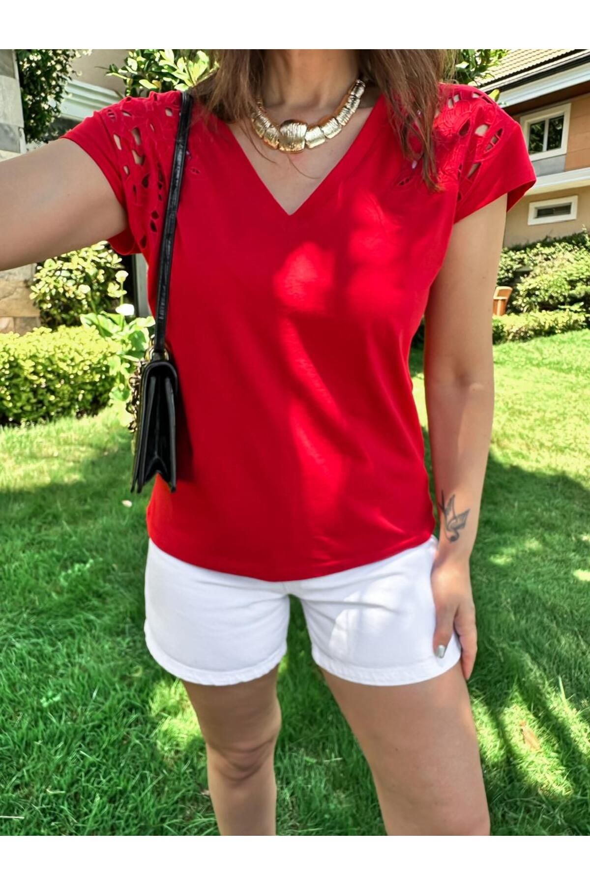 Zerrincan Giyim Kırmızı Omuzları Fistolu Orijinal Tshirt