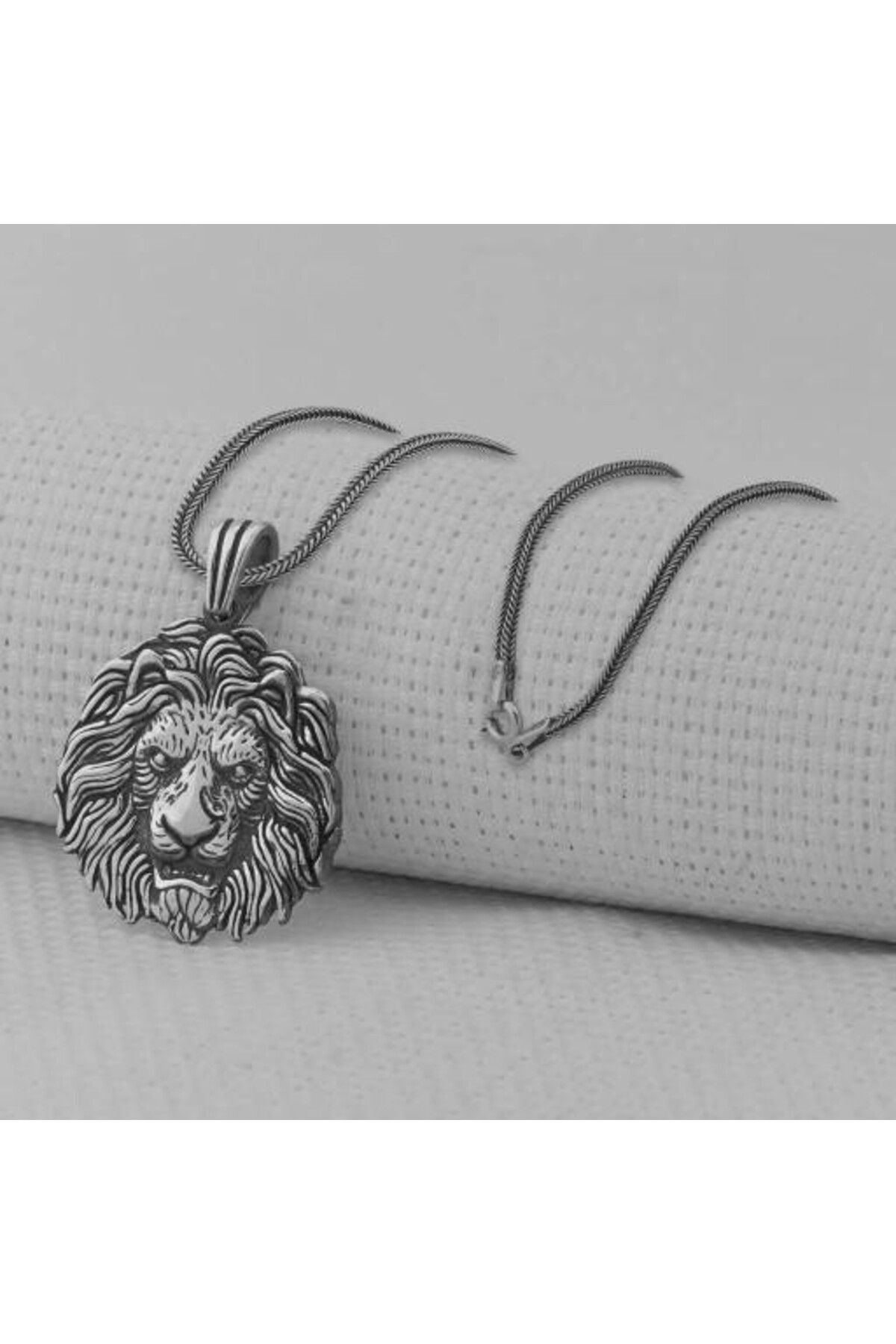 shop Yeleli Aslan 925 Ayar Gümüş Erkek Kolye