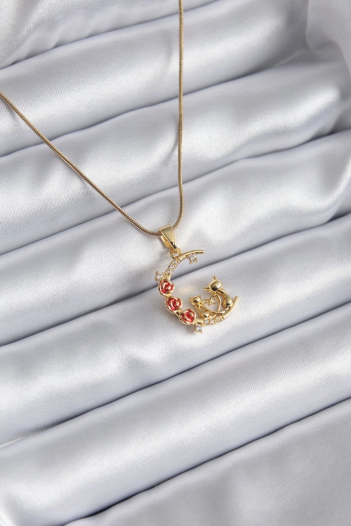 shopwave 316L Çelik Gold Renk Hilal Kedi Model Zirkon Taşlı Detay Kadın Kolye