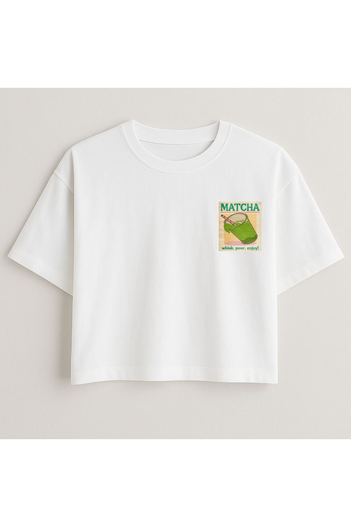 Minou Wear Matcha Latte Baskılı Özel Tasarım Beyaz Oversize Crop Tshirt