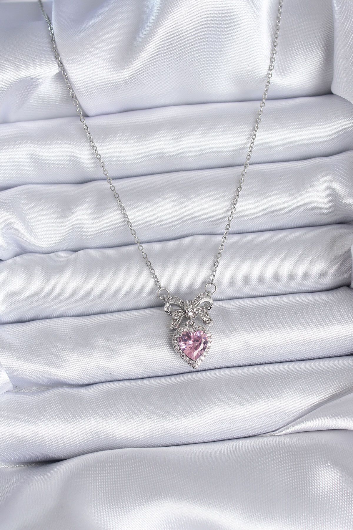 ihtiyaçavm 316L Çelik Gümüş Renk Zincir Pembe Kristal Kalp Zirkon Taşlı Kurdele Model Kadın Kolye - TJ-BKO7746