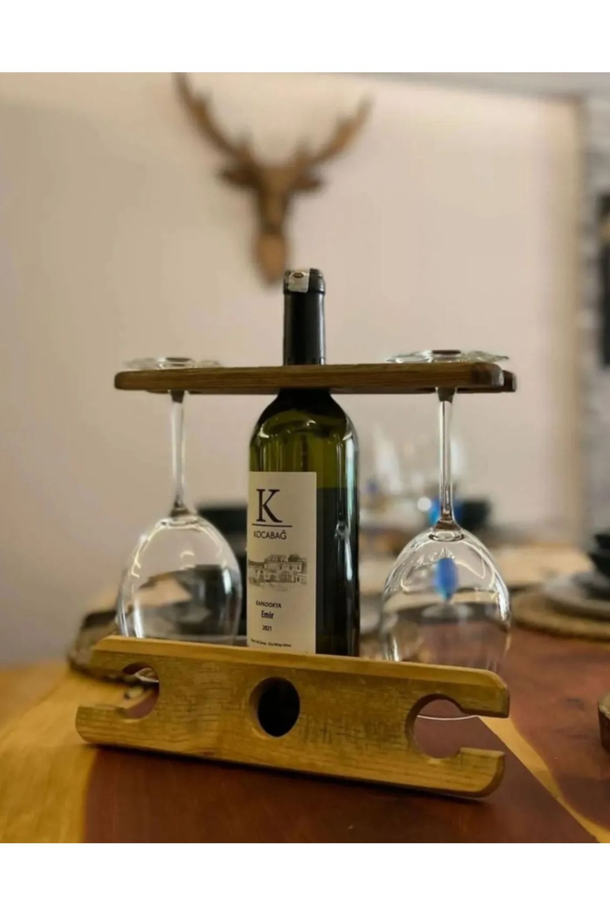 The N Wood Ahşap Şarap Şişeliği ve Kadehlik – Masaüstü Mini Bar Standı – Doğal Ceviz Renkli