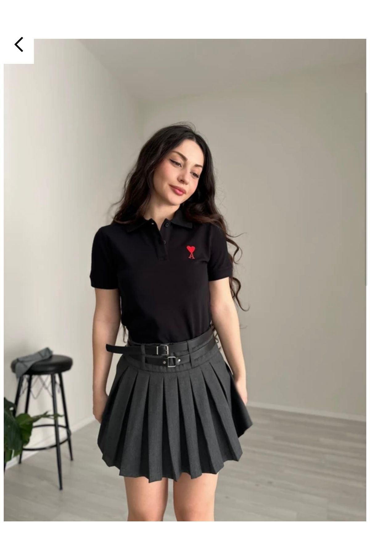 Nura Francy kadın polo yaka pamuklu kırmızı kalp işlemeli t-shirt