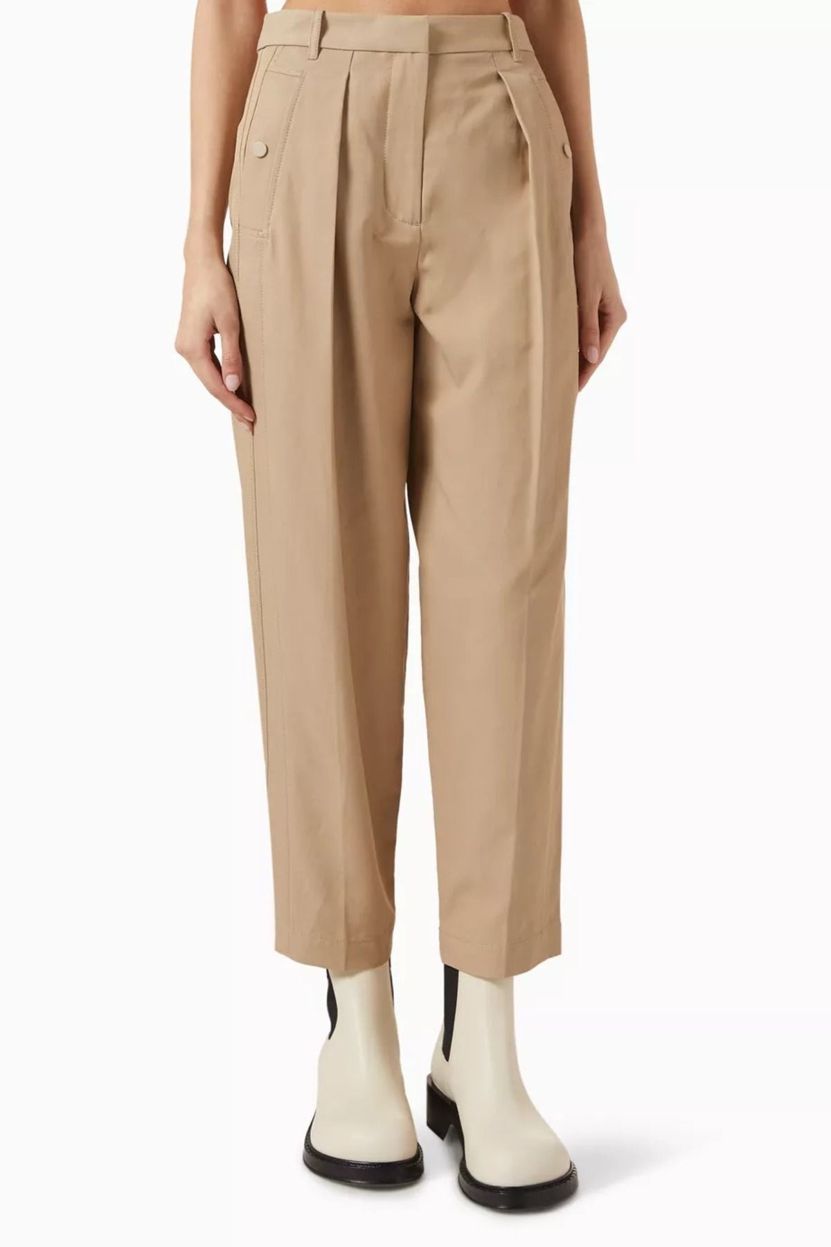 3.1 Phillip Lim Bej Kısa Paça Pantolon Tek Pileli, Daralan Kesim, Zamansız Şıklık