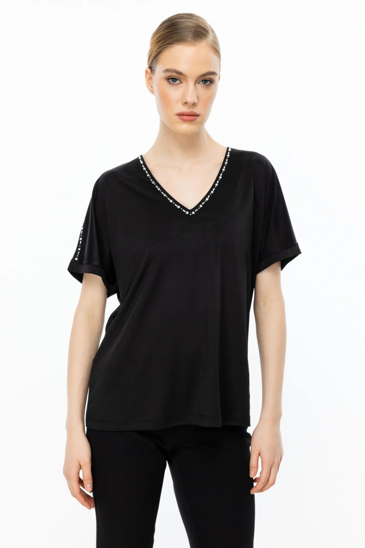 On Fashion On Omuzları Ve Yakası Taş Detaylı Bluz-51549