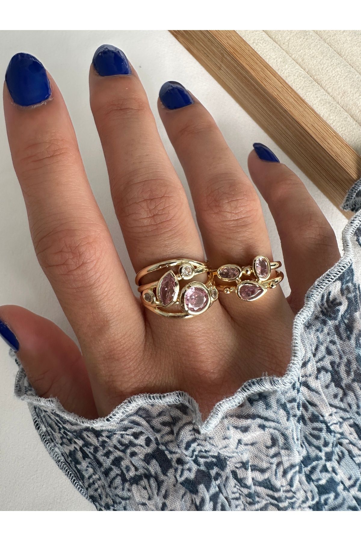 ringbox 2'li Pembe Renkli Taşlı Yüzük Seti